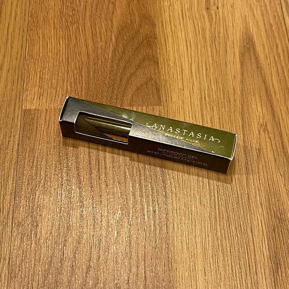 ABH Anastasia Beverly Hills Dipbrow Gel in Medium Brown